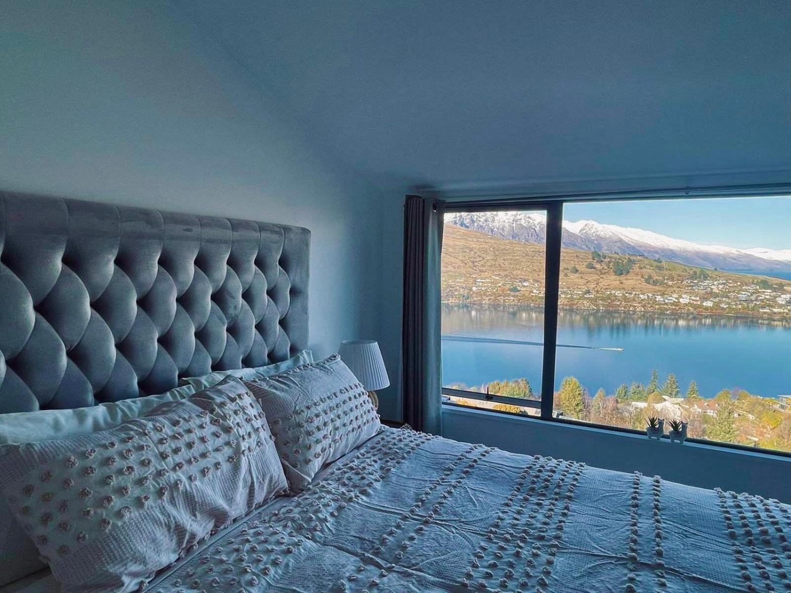 Ming'S Lakeside Goldleaf Suites Queenstown Exterior photo